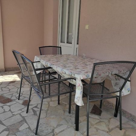Apartmani Vesna Крк Екстер'єр фото