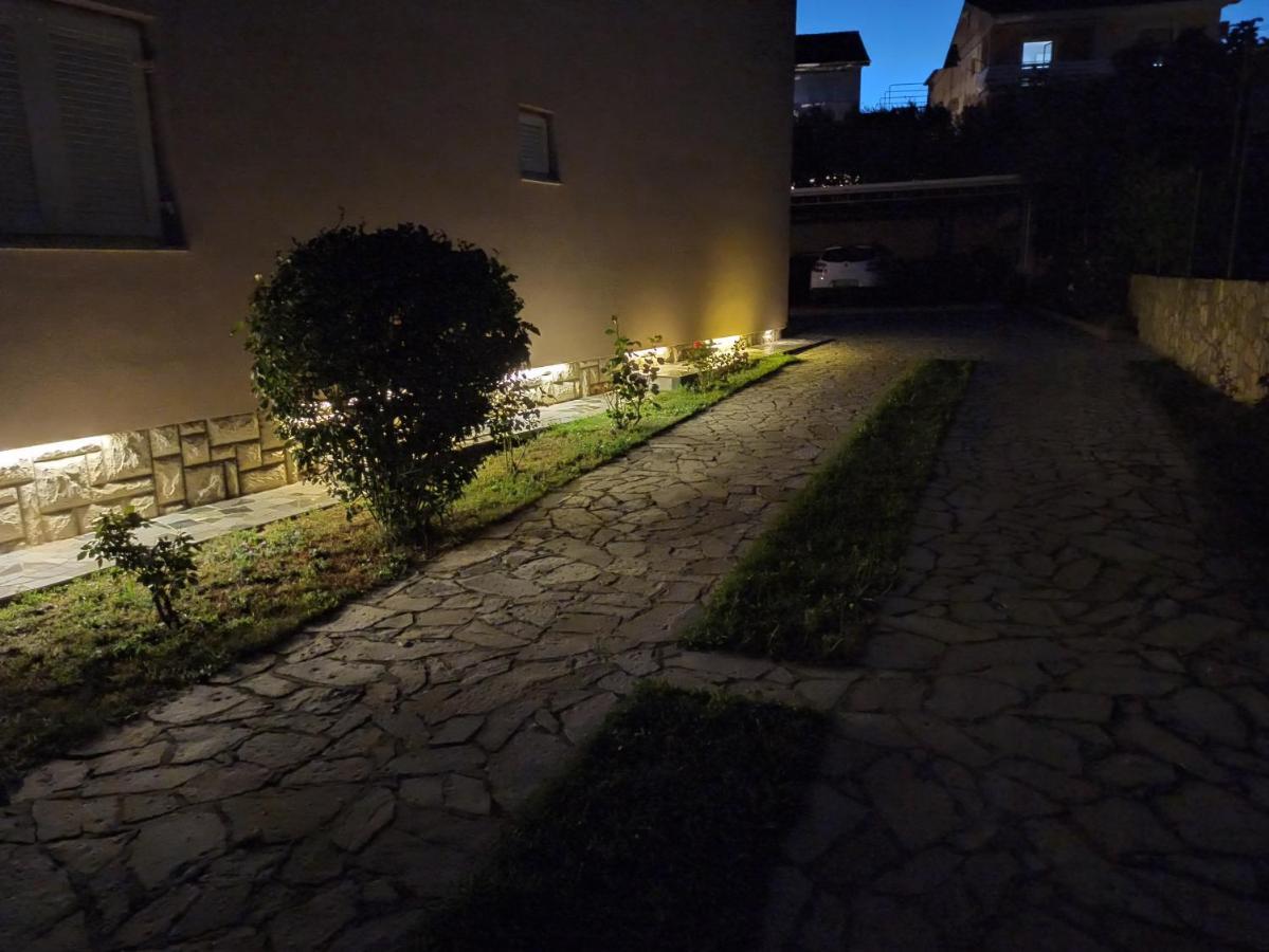 Apartmani Vesna Крк Екстер'єр фото