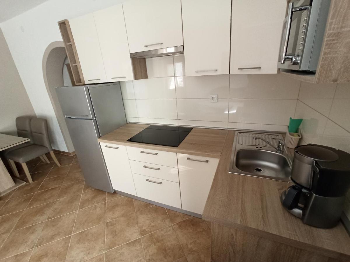 Apartmani Vesna Крк Екстер'єр фото