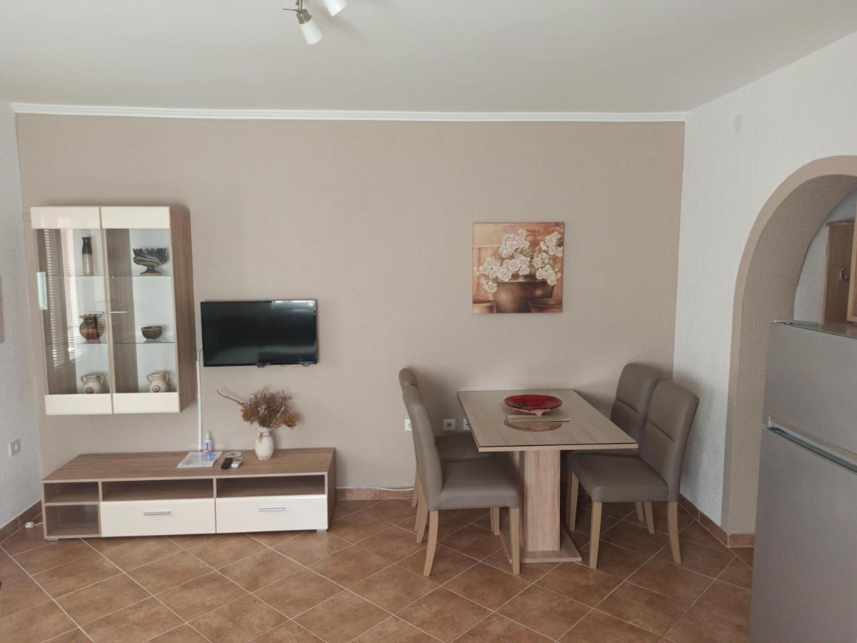 Apartmani Vesna Крк Екстер'єр фото
