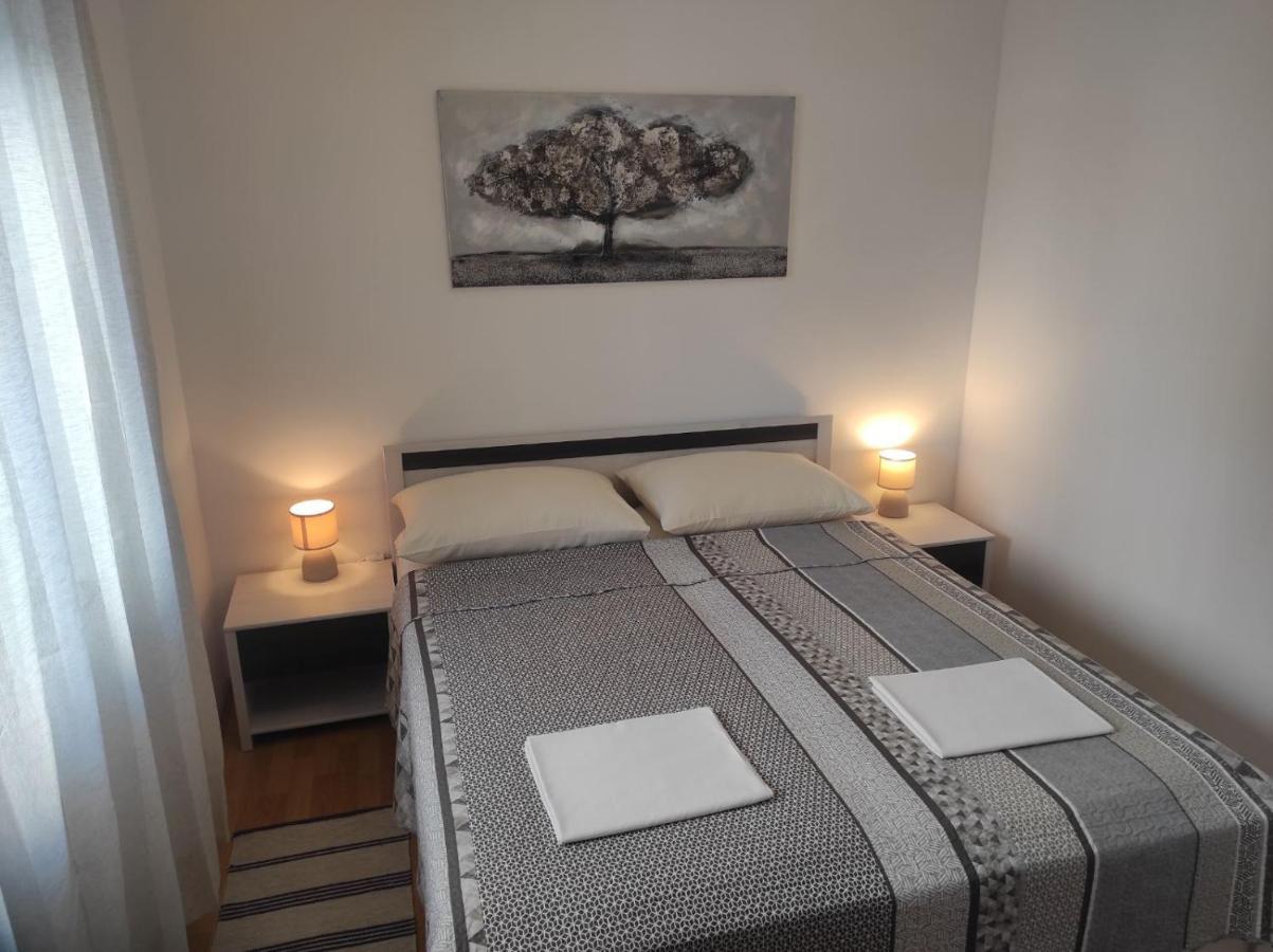 Apartmani Vesna Крк Екстер'єр фото