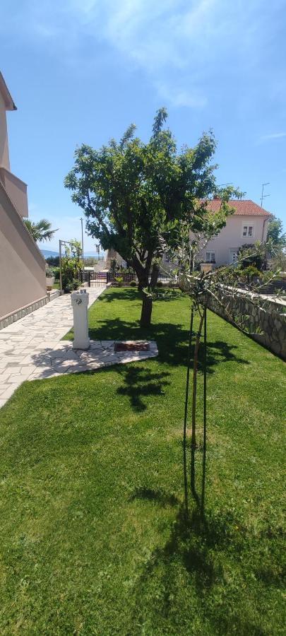 Apartmani Vesna Крк Екстер'єр фото